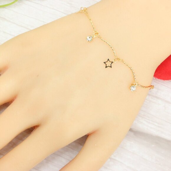 "Trendy Handmade Bracelet – A Thoughtful Gift for Girls & Women | UNVRC1059 - Picture 2 of 11